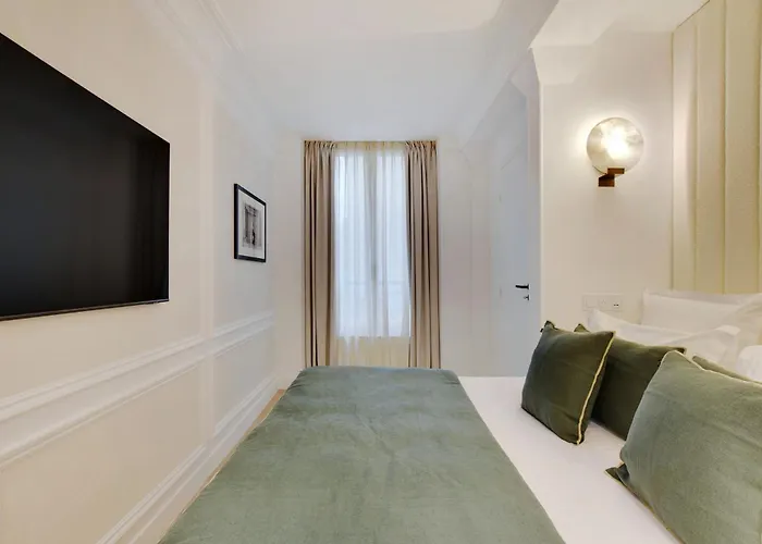 Pick A Flat's In Opera- Rue Lafitte